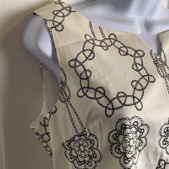 London Times White and Black Chain Link Dress Size 10 - Picture 5 of 9